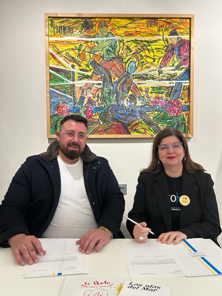 FIRMAMOS UN CONVENIO DE COLABORACIÓN CON EL ESCRITOR ENRIQUE MARTÍNEZ